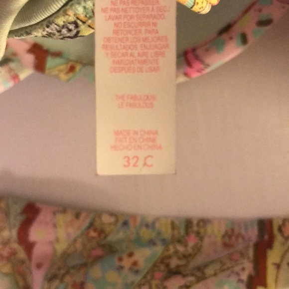 Victoria’s Secret The Fabulous Top bikini - Picture 6 of 7